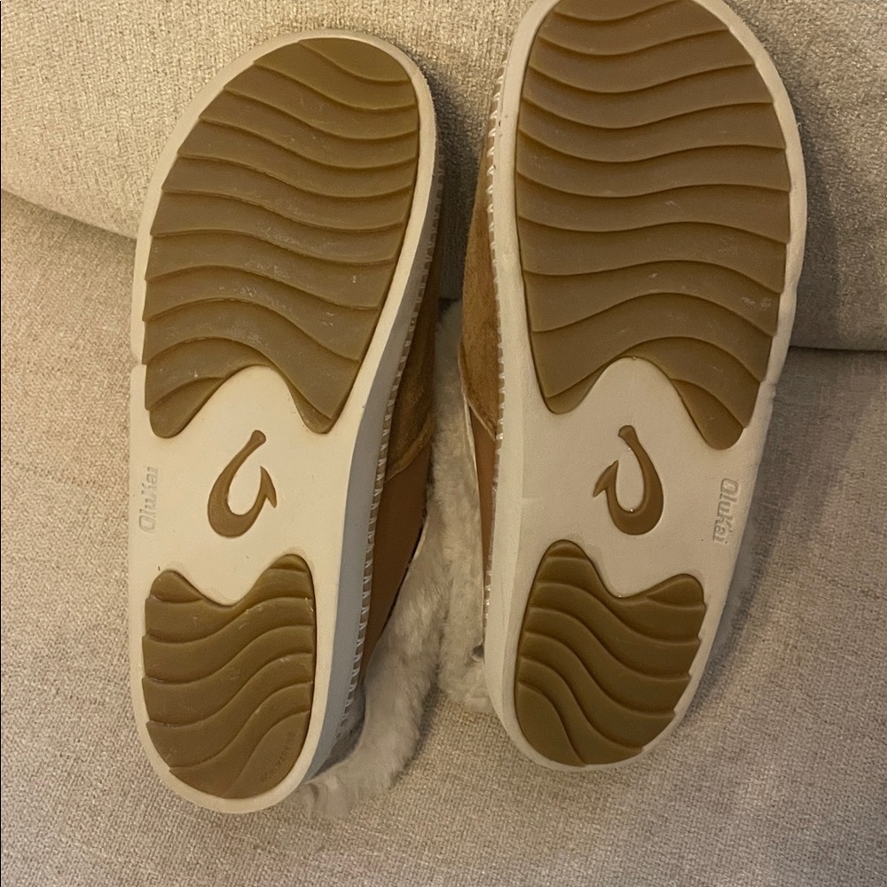 OluKai Ku'i Slippers - Picture 5 of 6